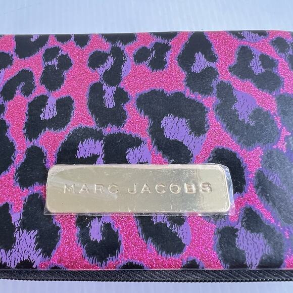 MARC JACOBS Pink Glitter Leopard Print Case Zippered Make Up Bag W/ Black Tassel - Picture 2 of 8